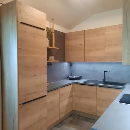 - Golden Fox 18 - Pohorske Terase