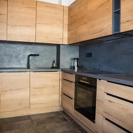 - Golden Fox 18 - Pohorske Terase Hočko Pohorje