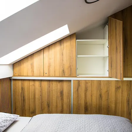 - Golden Fox 18 - Pohorske Terase Appartement *