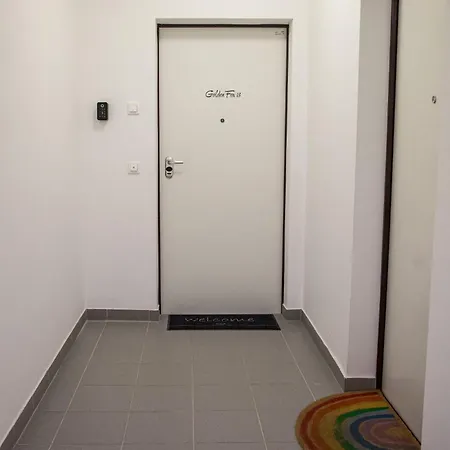 - Golden Fox 18 - Pohorske Terase *