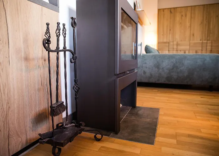 - Golden Fox 18 - Pohorske Terase Apartment *