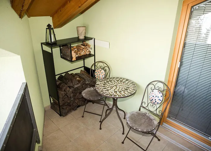 - Golden Fox 18 - Pohorske Terase Apartment